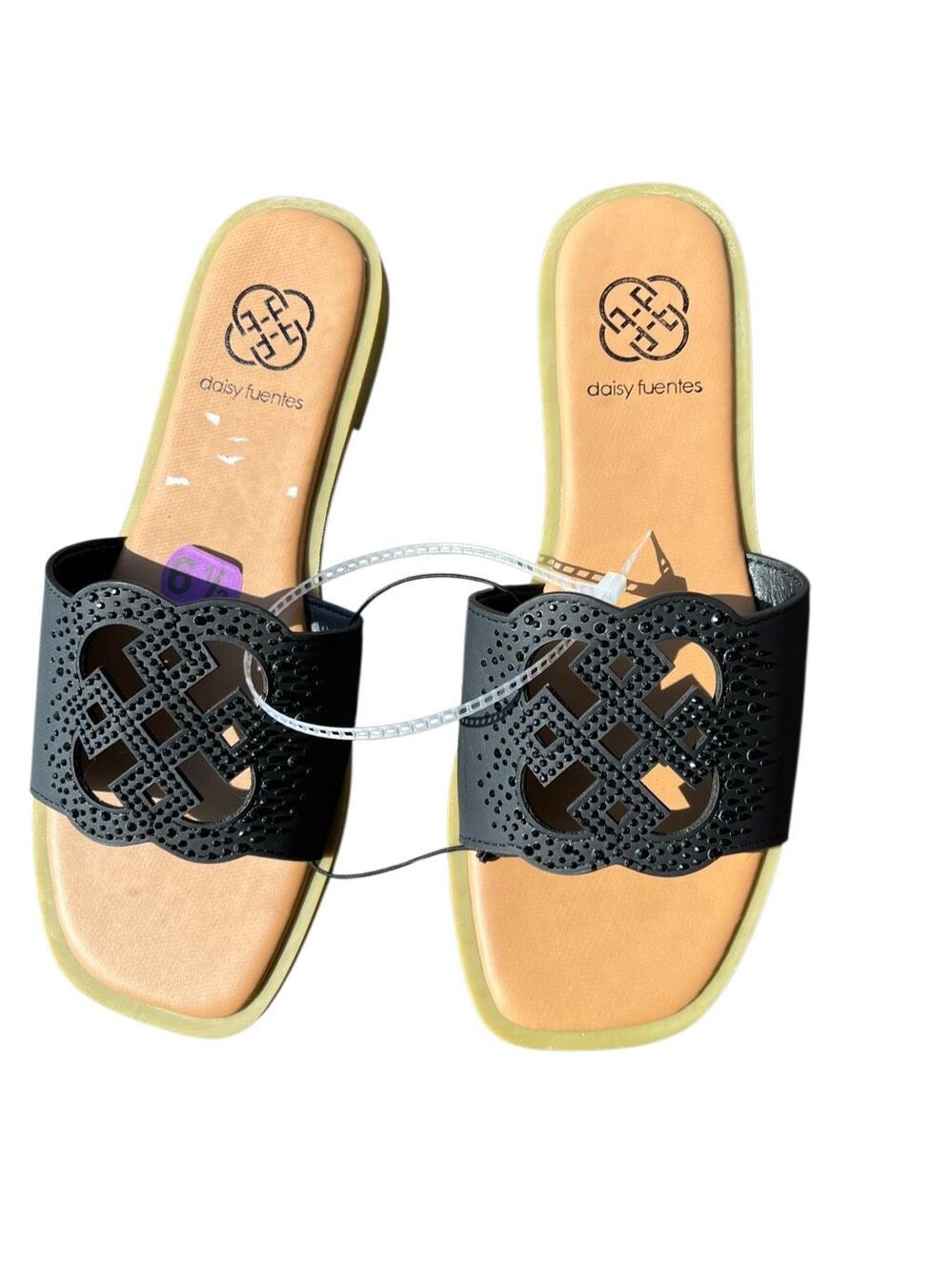 Daisey Fuentes nwt sandals size 6.5